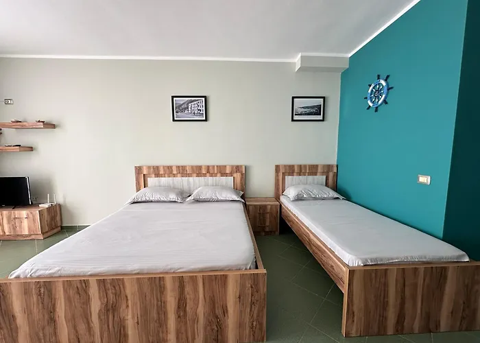 Eri Apartments 4