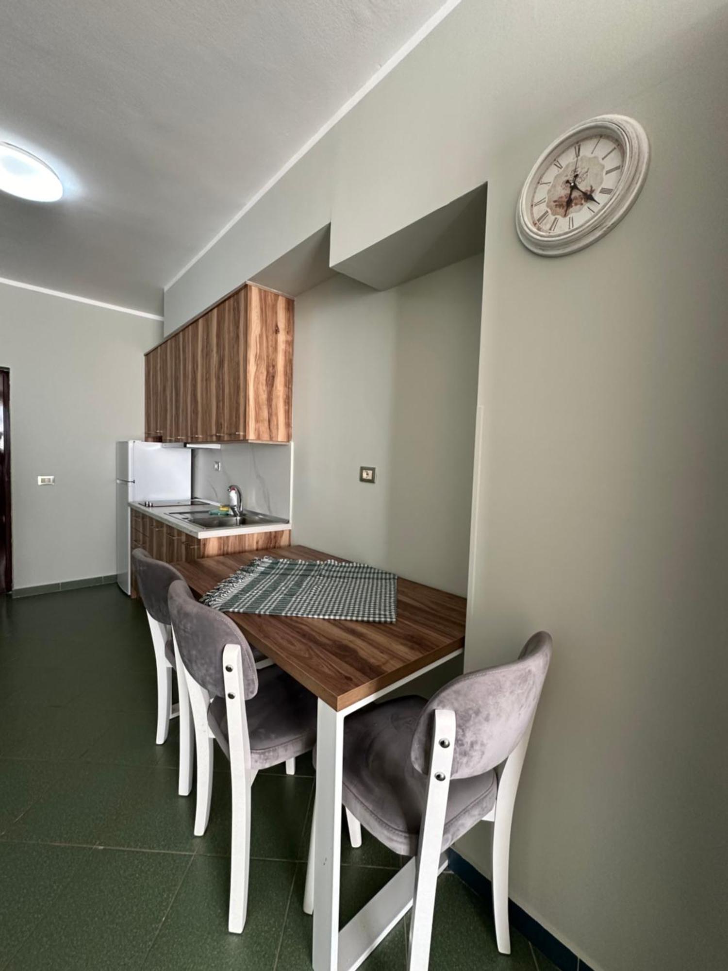 Eri 4 Apartmán Shëngjin